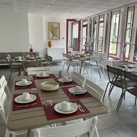 Maison Saint Charles - Association Habitat Et Humanisme Ile De France 파리