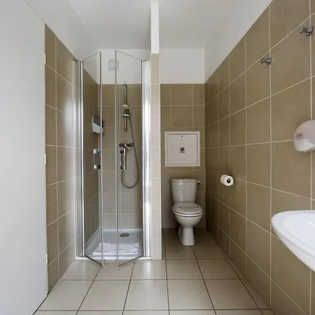 Maison Saint Charles - Association Habitat Et Humanisme Ile De France Hotel