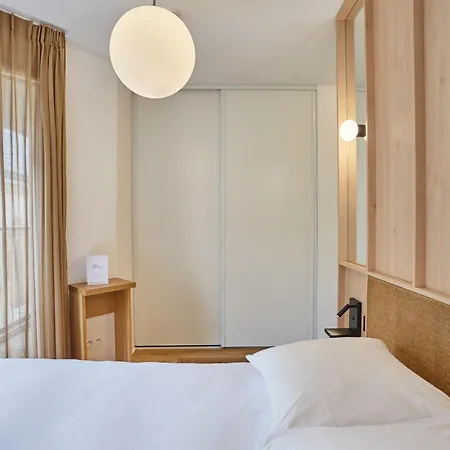 Maison Saint Charles - Association Habitat Et Humanisme Ile De France Hotel 3*