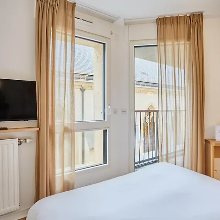 Maison Saint Charles - Association Habitat Et Humanisme Ile De France Hotel
