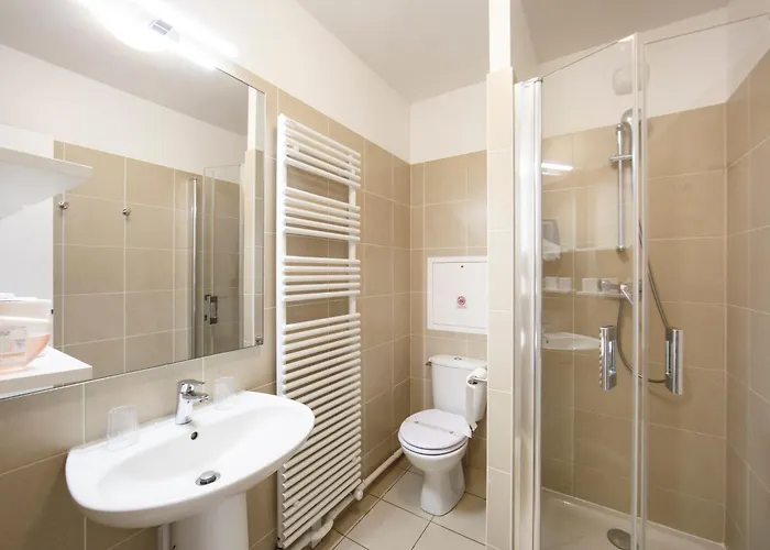 Maison Saint Charles - Association Habitat Et Humanisme Ile De France Hotel *