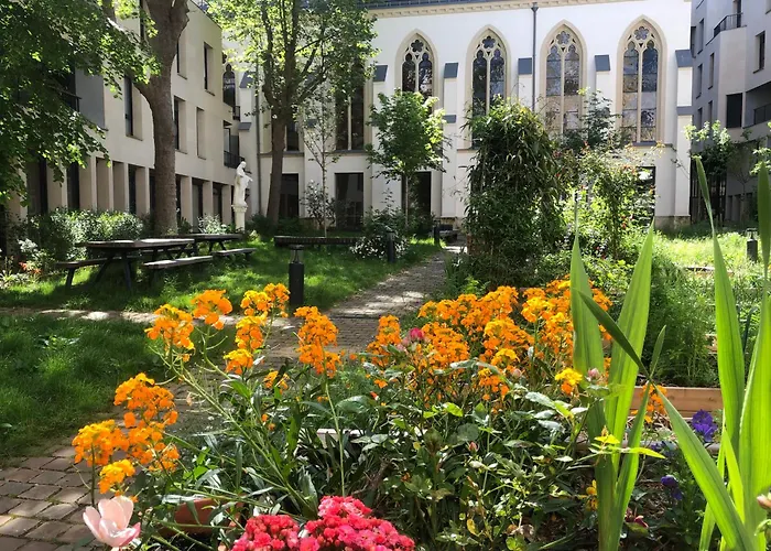 Maison Saint Charles - Association Habitat Et Humanisme Ile De France Hotel Paris
