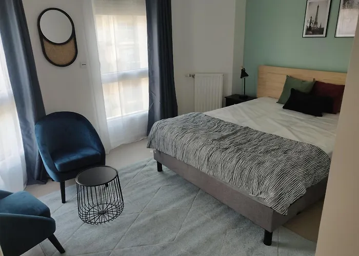 Maison Saint Charles - Association Habitat Et Humanisme Ile De France Hotel *