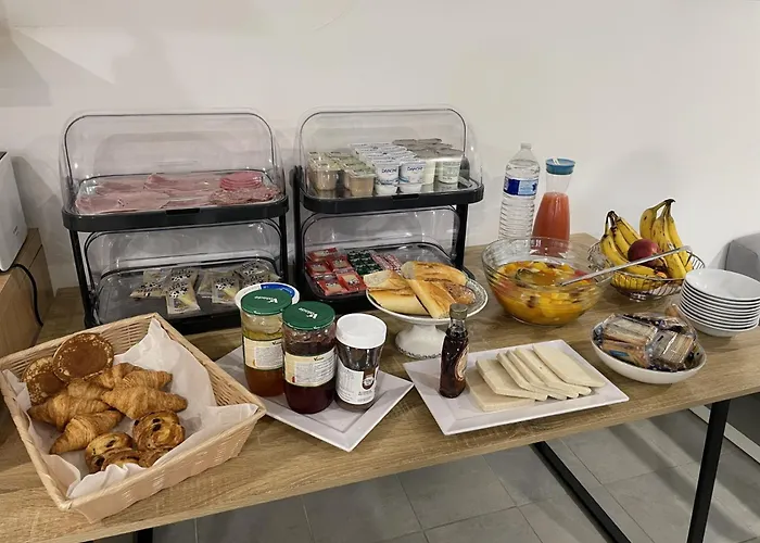 Maison Saint Charles - Association Habitat Et Humanisme Ile De France Hotel *