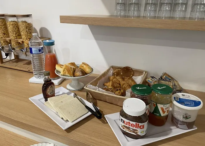 Hotel Maison Saint Charles - Association Habitat Et Humanisme Ile De France