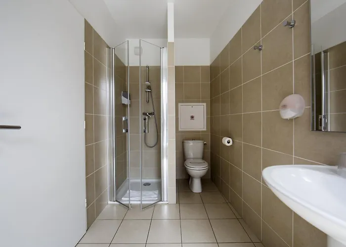 Maison Saint Charles - Association Habitat Et Humanisme Ile De France Hotel