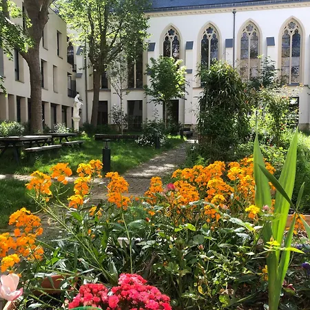Maison Saint Charles - Association Habitat Et Humanisme Ile De France מלון פריז